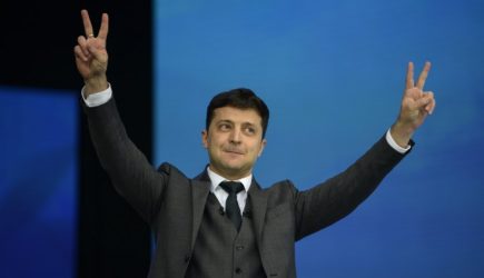 Болтуна Зеленского жестко приложили за Крым