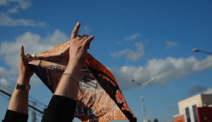 «Родина тебя бросит, сынок»: Протестующих против храма в Екатеринбурге поймали на шпаргалках Госдепа