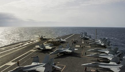 Авианосцам США нашли путь к Крыму