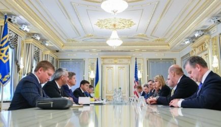 Глава Крыма считает, что &laquo;Украина не переживет Порошенко-2&raquo;