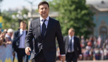 Зеленский разъяснил украинцам формат референдума об отношениях с Россией