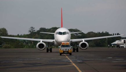 В Шереметьево экстренно приземлился пассажирский лайнер. Подробности