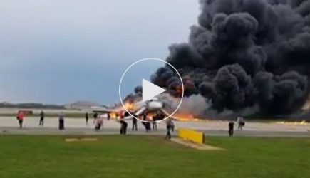 Кононенко ответил назвавшей &laquo;Суперджет&raquo; говном Собчак