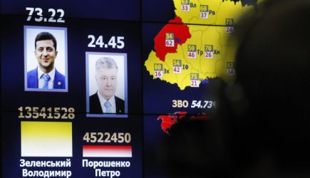 Ушлый Порошенко подложил свинью Зеленскому