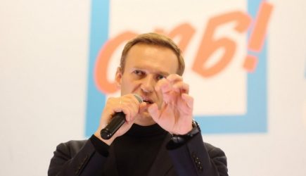 Популизм остался в прошлом, Навальный спустил с цепей политиков-истеричек