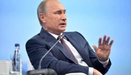 Путин призвал держать на&nbsp;контроле &laquo;огненного змея&raquo;
