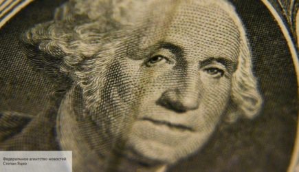 СМИ рассказали, как «золотые маневры» России загнали США в эру хронического дефицита