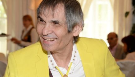 «Я рыдал, плакал»: Алибасов рассказал, что ему пришлось пережить, и призвал лишить звания врача, не поверившего ему