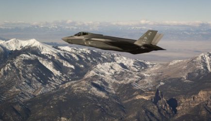 Путин купил еще один американский журнал. Шойгу — в доле.