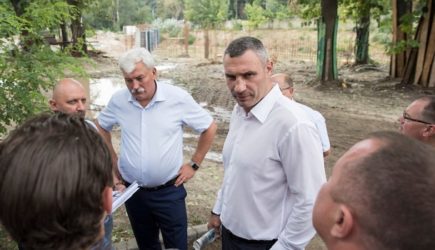 Кличко обвинил Зеленского в попытке сделать из него «декоративного мэра»