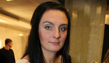 Больная Елена Ваенга объявила об отъезде