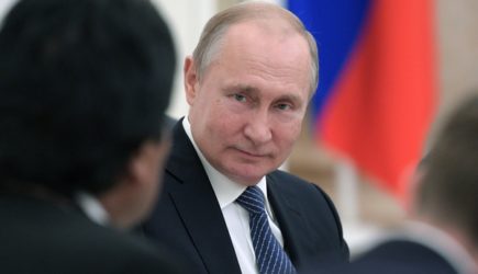 Стало известно о подготовке фейков западными спецслужбами об окружении Путина