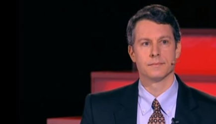 Майкл Бом попытался «оправдать» американские базы в Японии