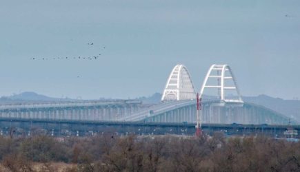 Вулкан выстрелил: раскрыта причина обвала на Крымском мосту