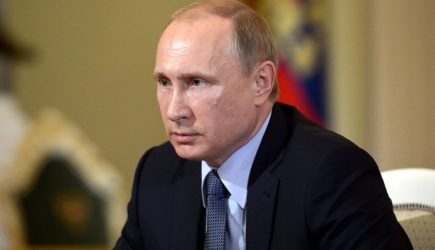 Путин прилетел на церемонию прощания с Шираком