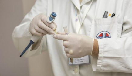 Россиян будут лечить мигранты