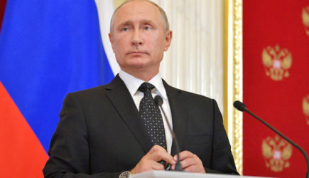 Сцепились всерьез: в окружении Путина активизировалась борьба за власть