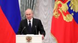 Путин едет на Крымский мост после скандала с &#171;вонючими&#187; поездами