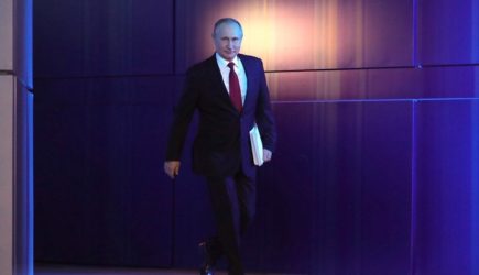 &laquo;Транзит власти начался&raquo;: политологи оценили предложения Путина о&nbsp;поправках