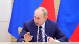 Путин назвал моральными уродами противников продления программы материнского капитала