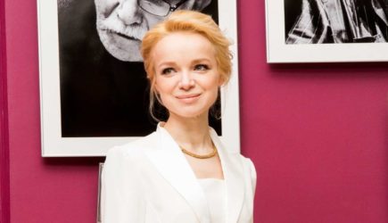 «Не имеете права жить в этой стране!»: Цымбалюк-Романовская послала друзей Джигарханяна подальше