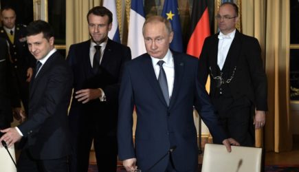 Политолог: Россия поставила Украине ультиматум за срыв договоренностей по Донбассу