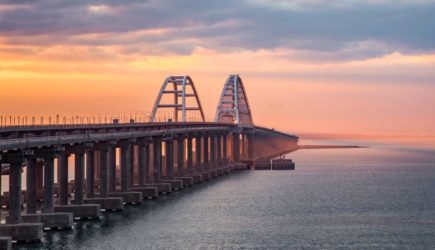 &#171;Всю заразу пропускают&#187;: происходящее на Крымском мосту привело в ужас