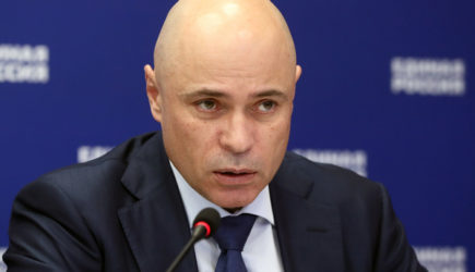 На совещании с губернатором нарушающих самоизоляцию назвали слабыми умом