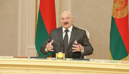 Минск начал невыгодную игру с американской нефтью