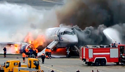 Замминистра авиации СССР назвал причину крушения Superjet в Шереметьево