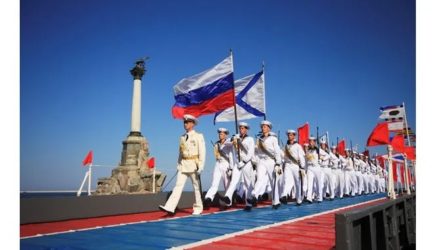 Украина направила России ноту протеста из-за парада Победы в Крыму