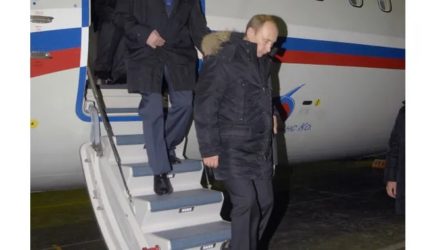 Сенатор заявил об охоте Украины за самолетом Путина
