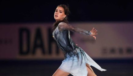 Как Алина Загитова заработала миллион долларов за год