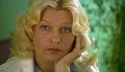 Актриса театра им. Моссовета погибла под колесами поезда в Подмосковье