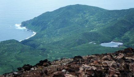 Захватническая доктрина отдаляет японцев от Курильских островов