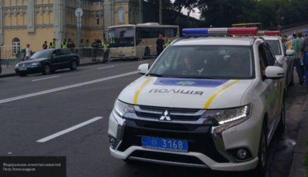 Один человек погиб при взрыве машины на Украине