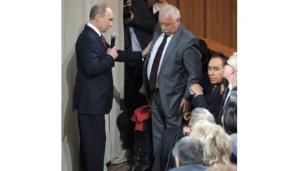 &laquo;Уставший человек&raquo;: Якубович высказался о&nbsp;Путине