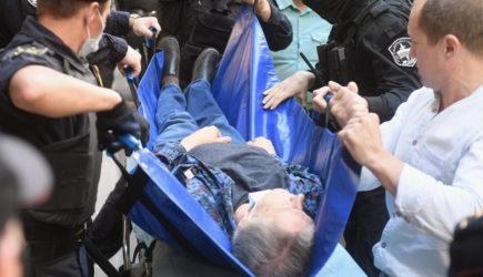 Ефремов попал в реанимацию с инсультом