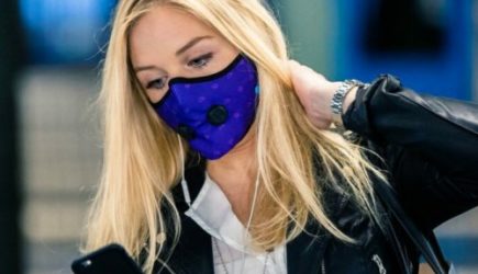 Когда россияне смогут не носить маски: названа дата