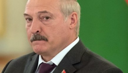 Батька сдался. РФ готовится урегулировать белорусский кризис