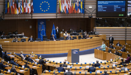 Резолюцию по Навальному приняли с ошибками: Постпред России пристыдил политиков ЕС