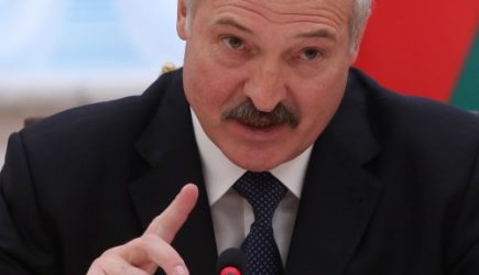 Лукашенко нашел «хорошее лекарство» от COVID-19 в простом продукте