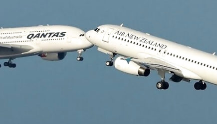 Ад в небе: пассажирские самолеты столкнулись нос к носу