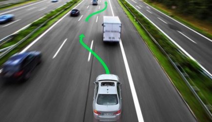 В этот миф про обгон верит каждый второй водитель