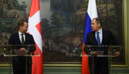 &#171;Красавец, просто послал&#187;: Пяти слов Лаврова хватило для победы над МИД Дании