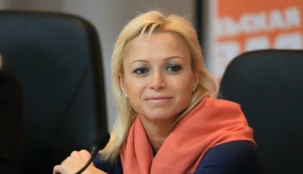 «Это конец всему»: легендарная фигуристка лежала на льду с проломленным черепом