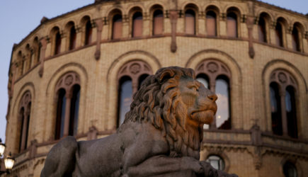 Глава НАТО обвинил Россию в кибератаке на парламент Норвегии