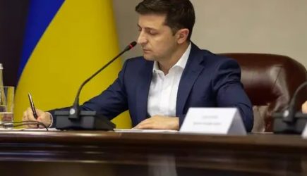 Зеленский заявил, что если не закончит войну в Донбассе, то нужен другой президент