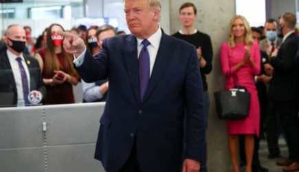 Трамп поздравил своих избирателей с победой