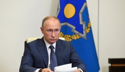 Очевидные знаки госпереворота в России: Хазин и Аверьянов указали на одни и те же даты